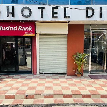 Hotel Dileep42 Lucknow Eksteriør bilde