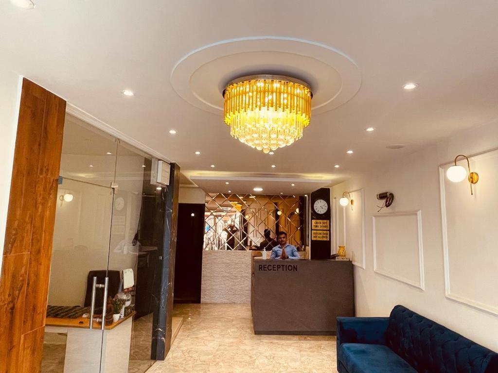 Hotel Dileep42 Lucknow Eksteriør bilde