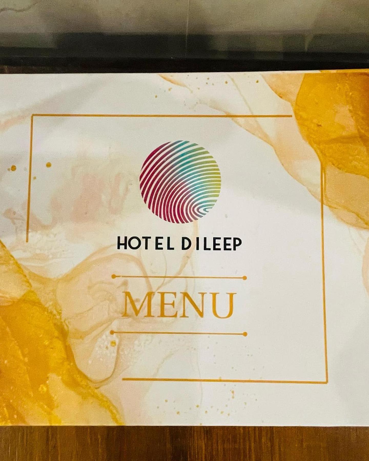 Hotel Dileep42 Lucknow Eksteriør bilde