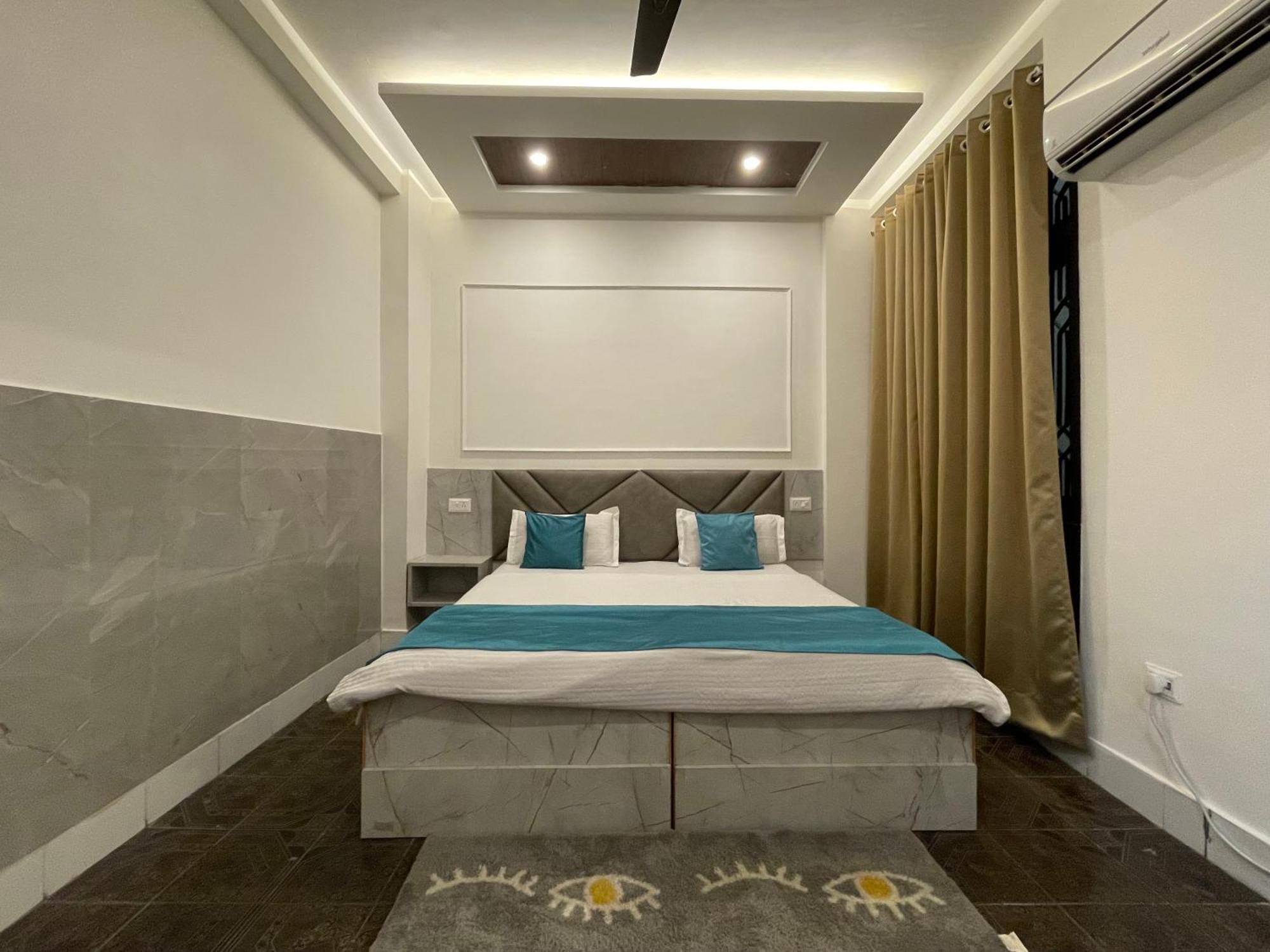 Hotel Dileep42 Lucknow Eksteriør bilde